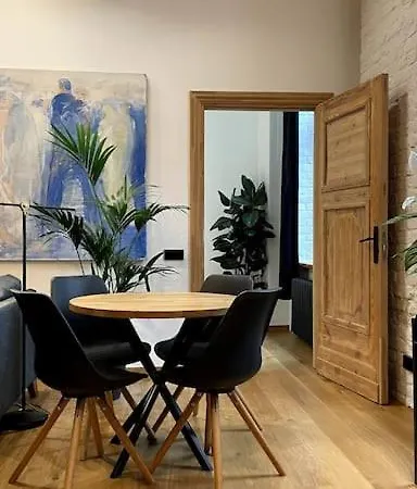 The Artist / 1 Bedroom W/ Piano Next To A Park Appartement *